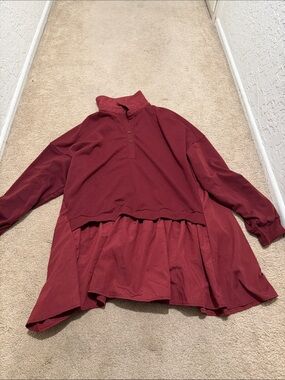 Women's Oversized Ruffled Hem Dress - Burgundy
